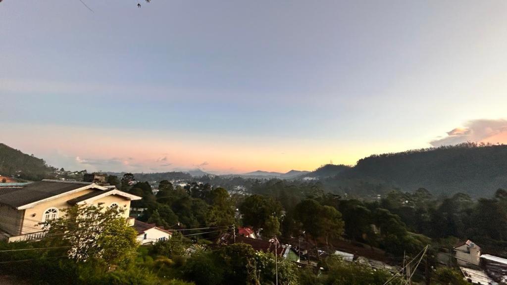 Travellers Nest Inn Nuwara Eliya Dış mekan fotoğraf